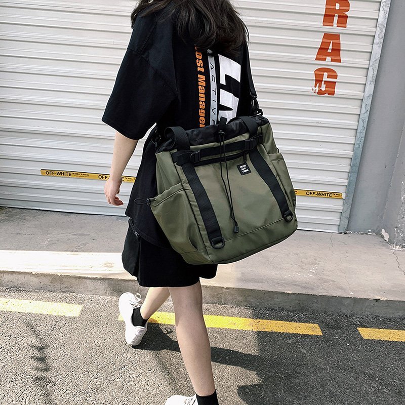 Streetwear Brand Famous - Bolsas de mensajero de nailon impermeables
